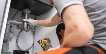 Manutenção e desentupimento de encanamentos em Curitiba